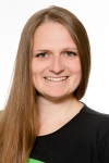 carolin-popp-physiotherapeutin-86-1-86-1.jpg